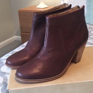 J Shoes short boot